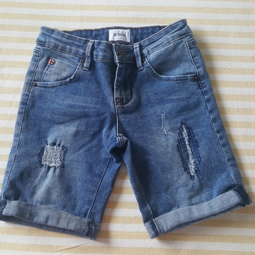 Huson girls size 10 stretch denim shorts